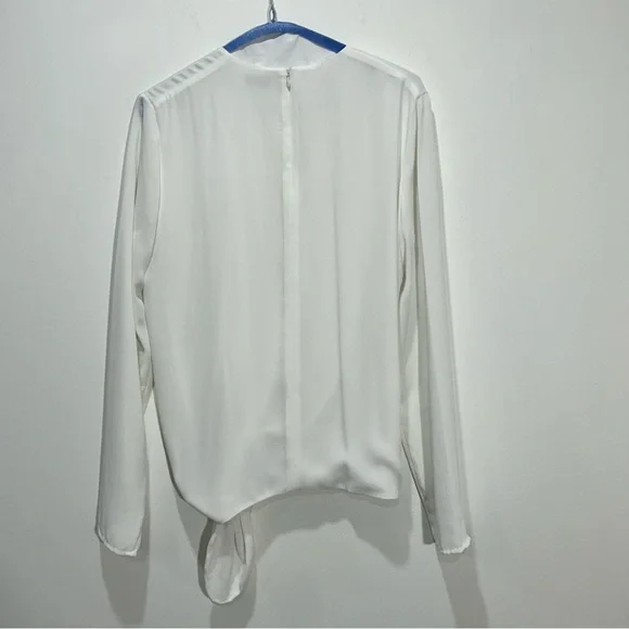 ARITZIA BABATON White Tadema Long Sleeve Blouse in Women's Size Medium - Picture 3 of 7